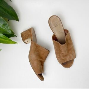 TORY BURCH Salinas Block Heel Suede Tan Mule 9M